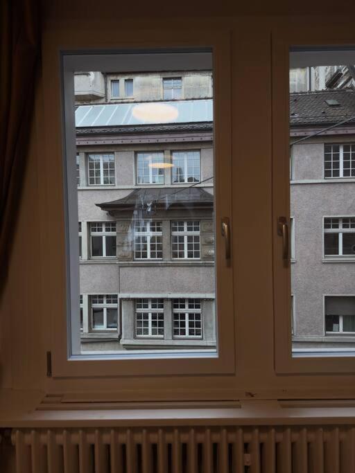 Suesse Wohnung In Zuercher Altstadt 3 Zúrich Exterior foto