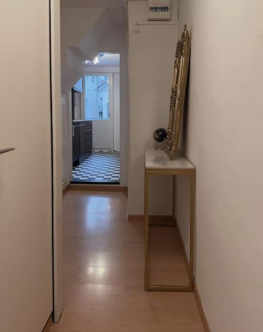 Suesse Wohnung In Zuercher Altstadt 3 Zúrich Exterior foto